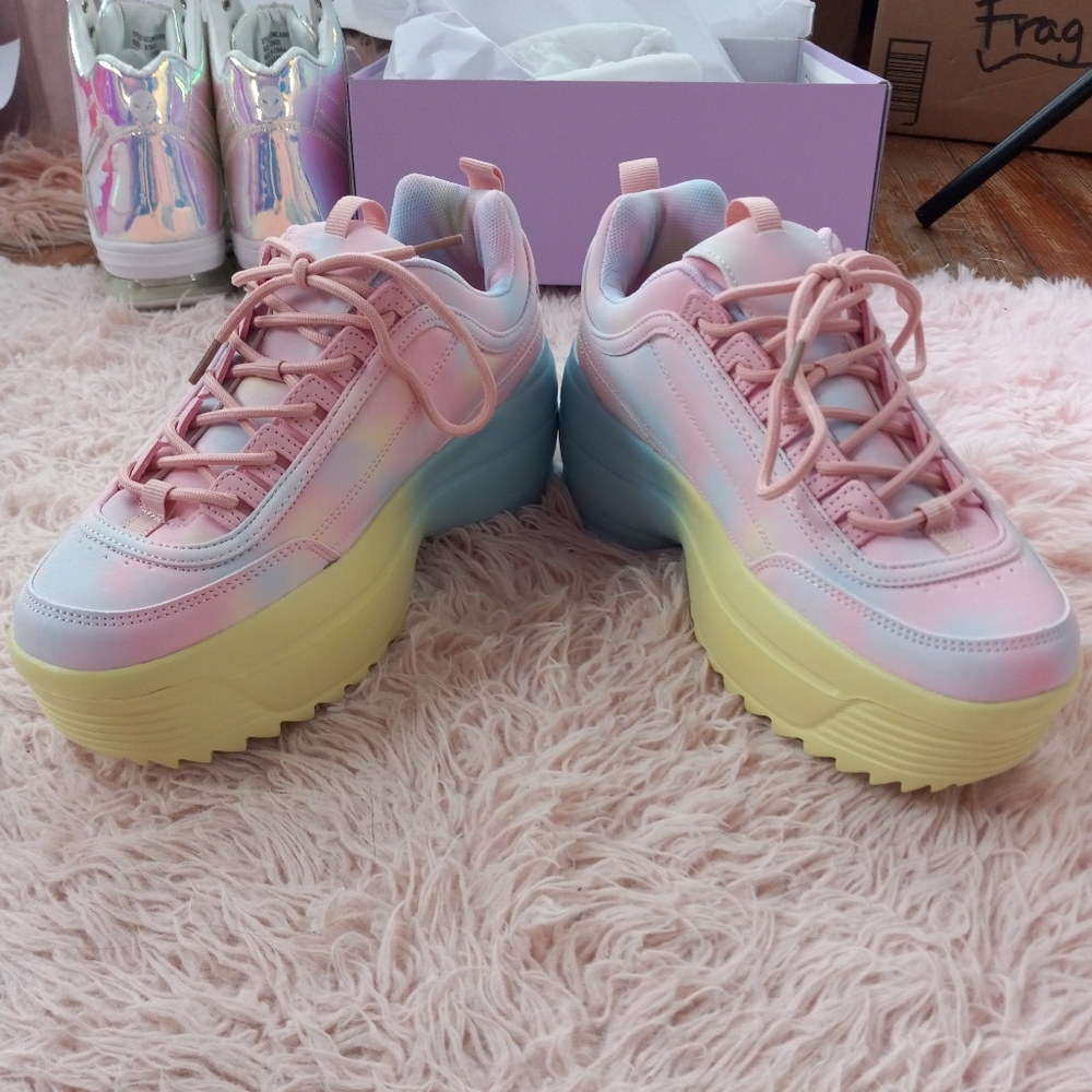 SOLD! YRU Pastel platform sneakers! Brand New in box w dust bags! Sz 7.5 - Picture 9 of 13